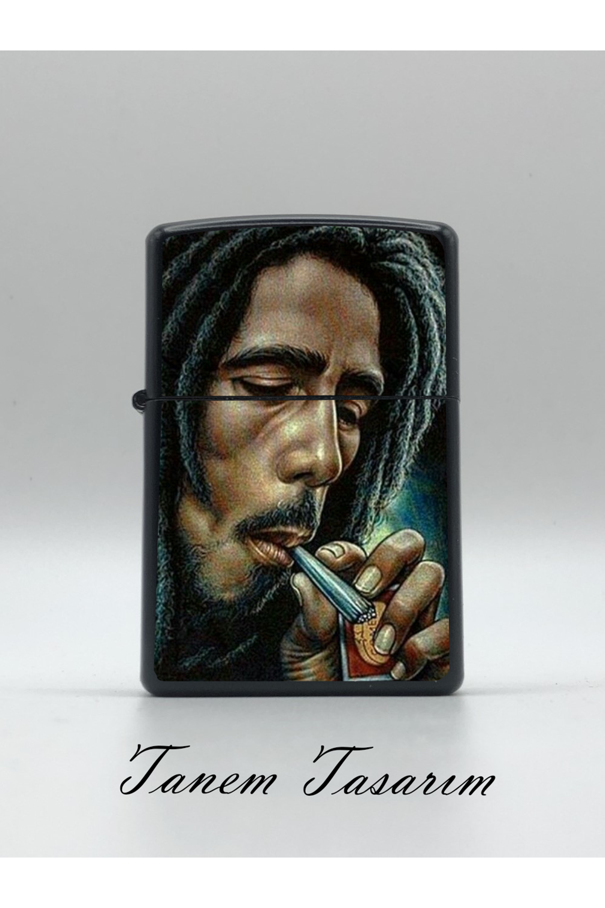 Bob Marley 7 - Özel Tasarım Uv Baskı Benzinli Çakmak (Kişiye Özel İsim Yazılabilir)